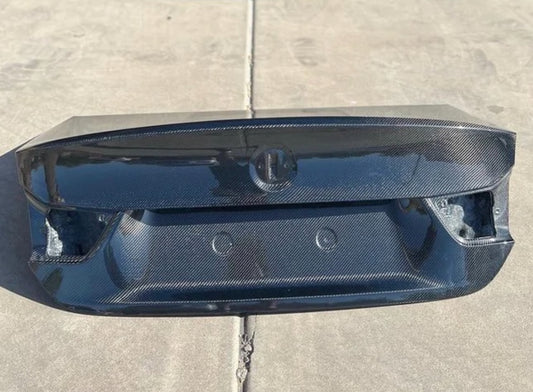 OEM Style Carbon Fibre Trunk - BMW F82/F83 M4
