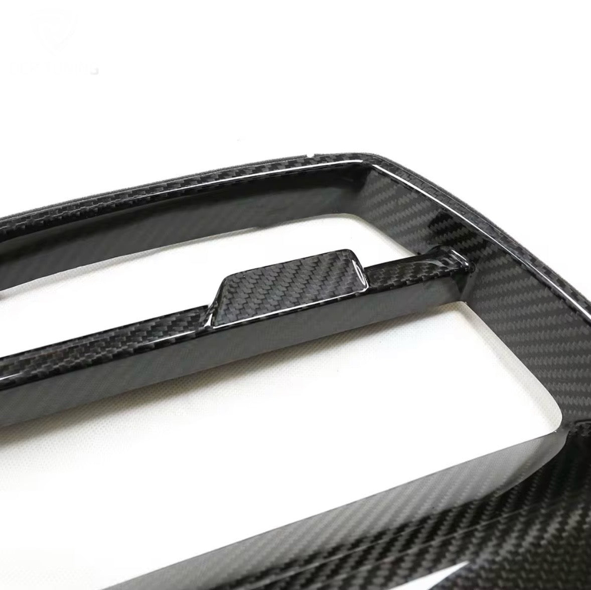 ST Style Dry Carbon Fibre Front Grille - G Chassis