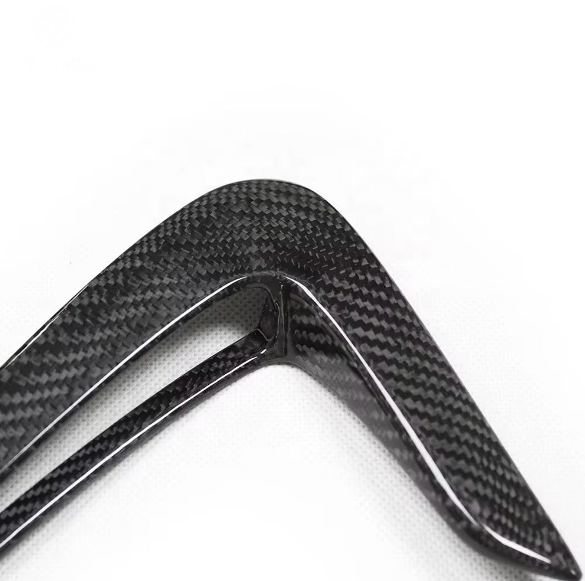 Dry Carbon Fibre Fender Trim - 4 Series F32/F33/F36