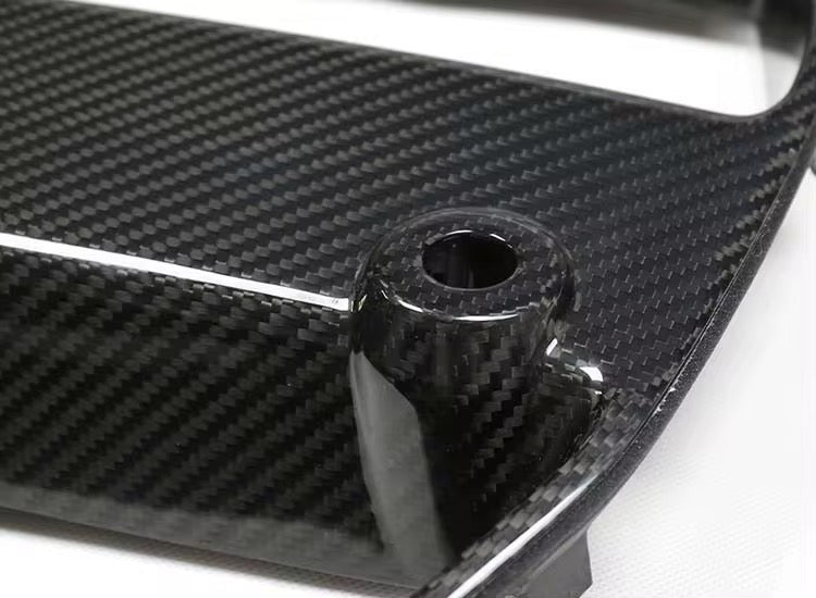 CLS Style Carbon Fibre Front Grille - M3 G80 / M4 G82